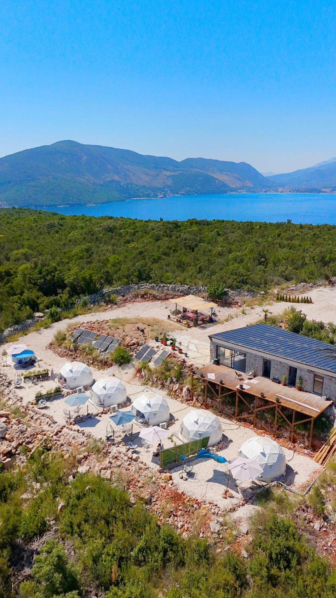 Glamping Rose Hotell Radovici Eksteriør bilde